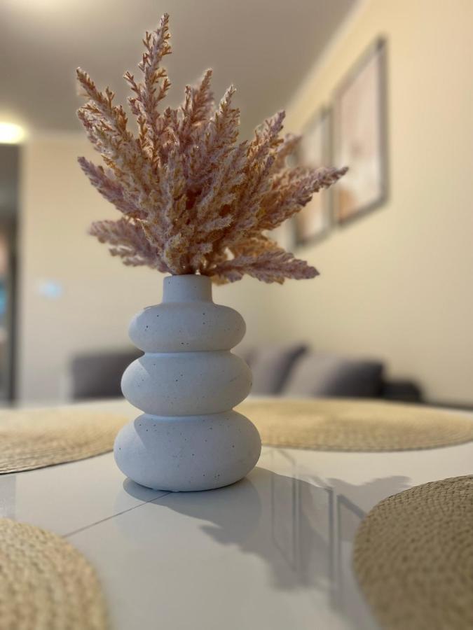Apartament Harmony Тичи Екстериор снимка